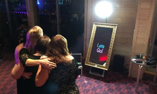 magicselfiemirror.co.uk (10).jpg